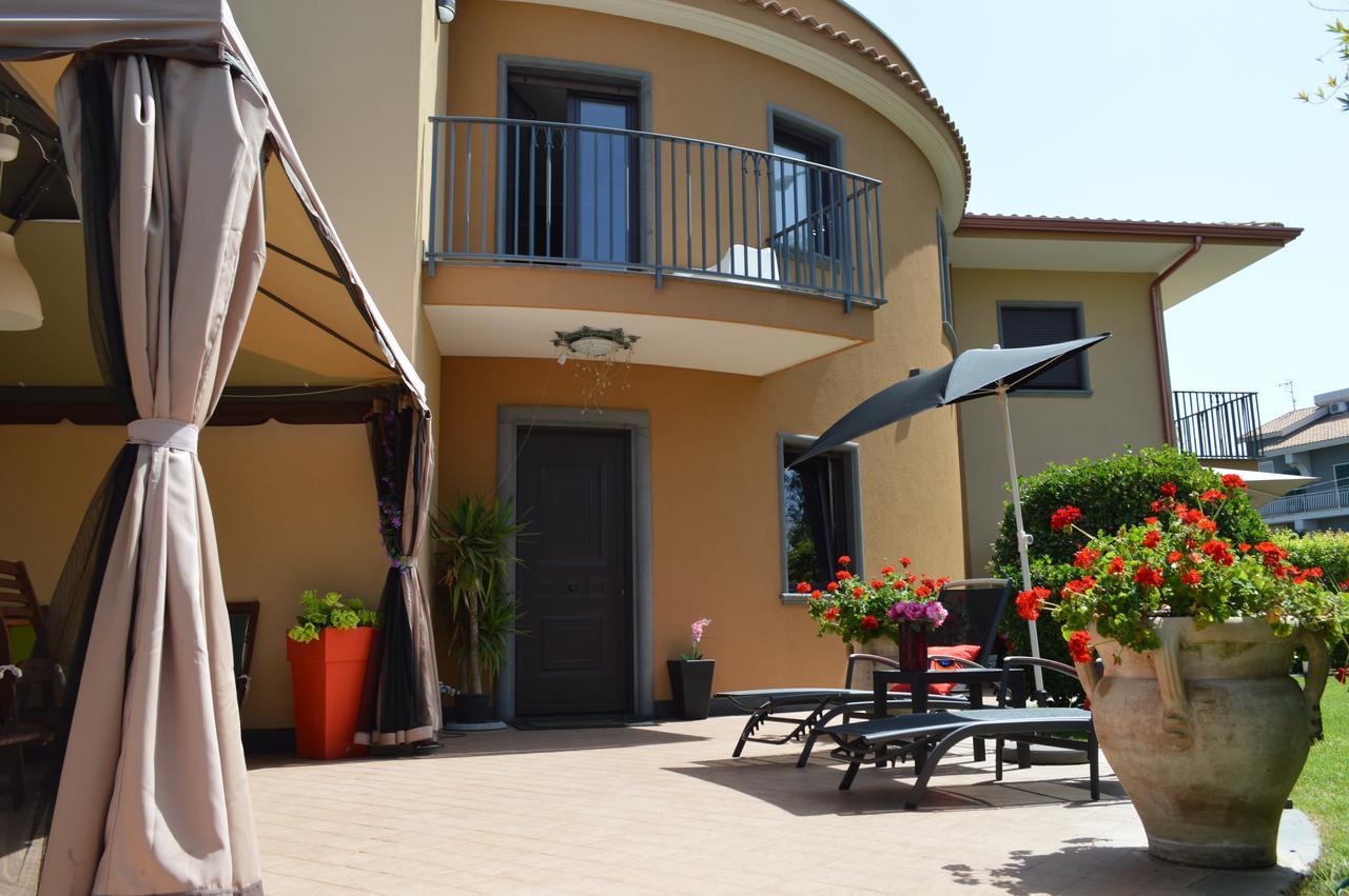 La Reggia Dell'Etna Villa Zafferana Etnea Exteriör bild